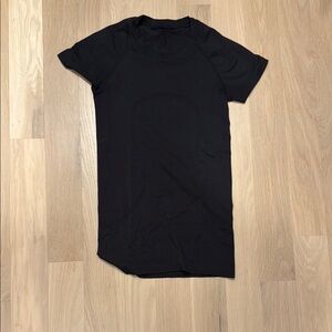 Lululemon Swiftly Tech